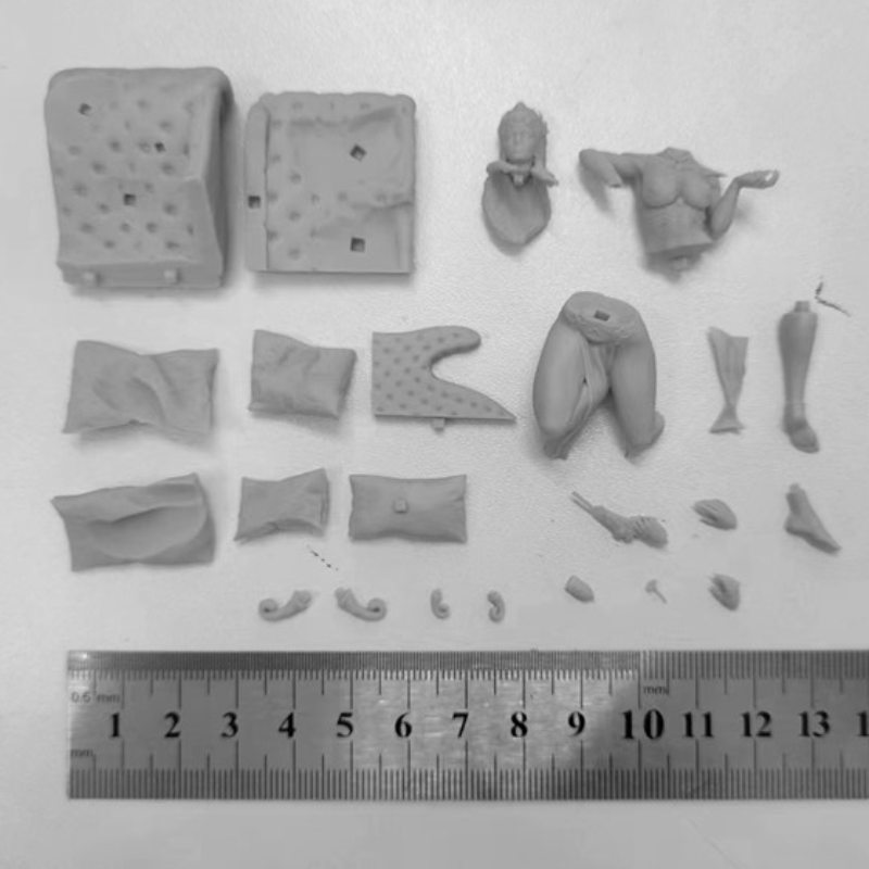 Resina Figura Montado Modelo K - Model Kit Warhammer avaliação e preço