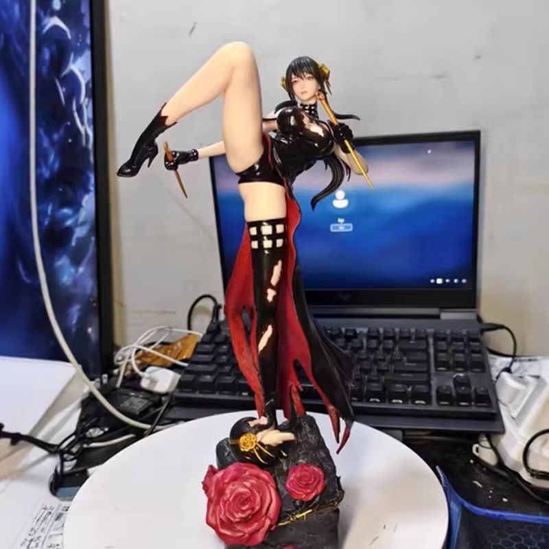 Spyxfamily yor forger anime fi - Model Kit Anubis avaliação e preço